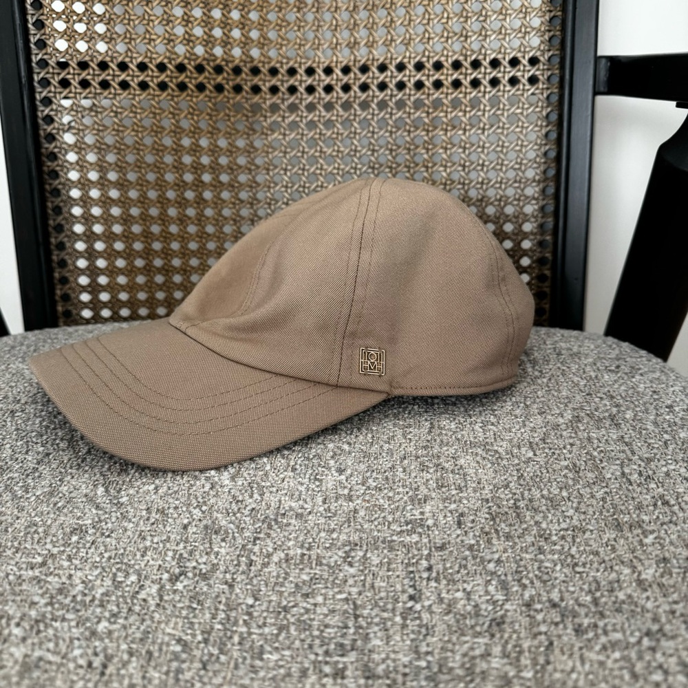 Totome hats
